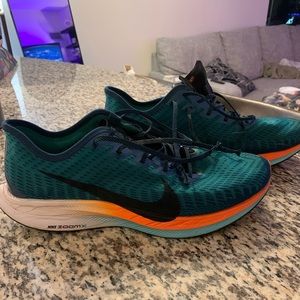 Nike running shoes men’s